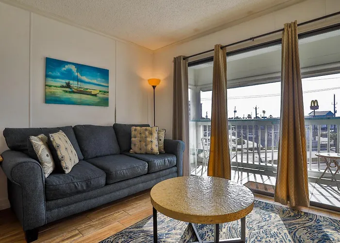 Casa Del Mar Beachfront
